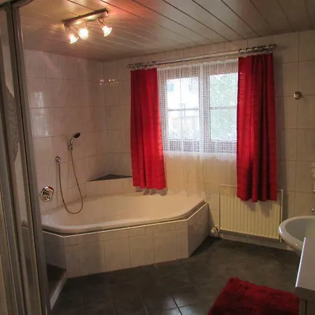 Ferienhaeusl Hubert Und Staller Holiday home Kaltenbach